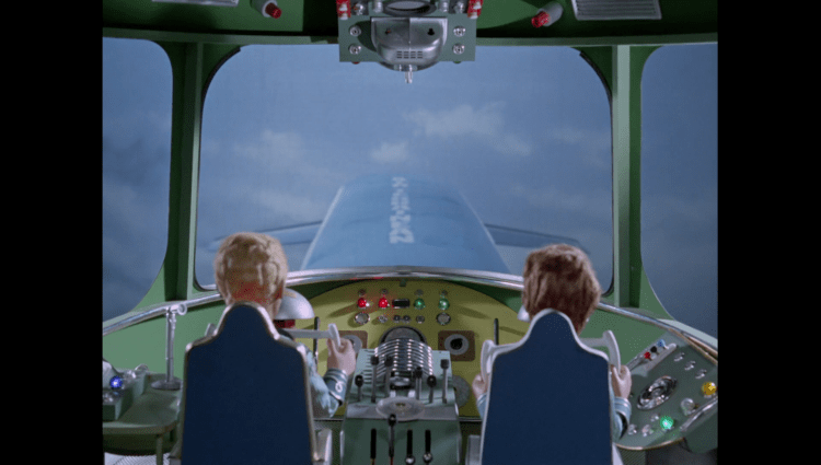 TrappedInTheSky00085