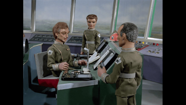 TrappedInTheSky00089