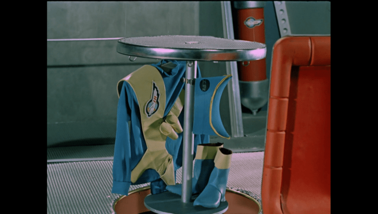 TrappedInTheSky00191