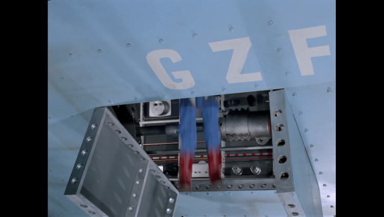 TrappedInTheSky00256