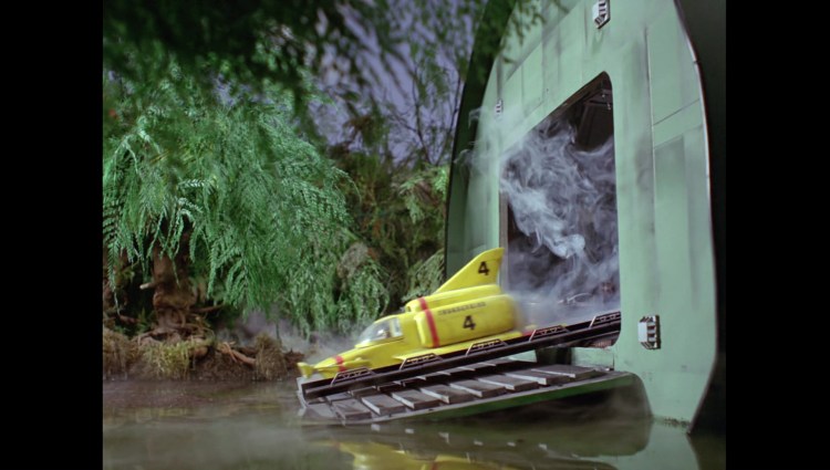 attackofthealligators01526