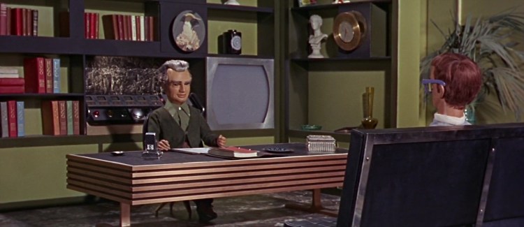 Thunderbird600157
