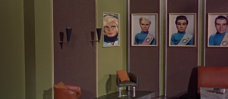 Thunderbird602470.jpg
