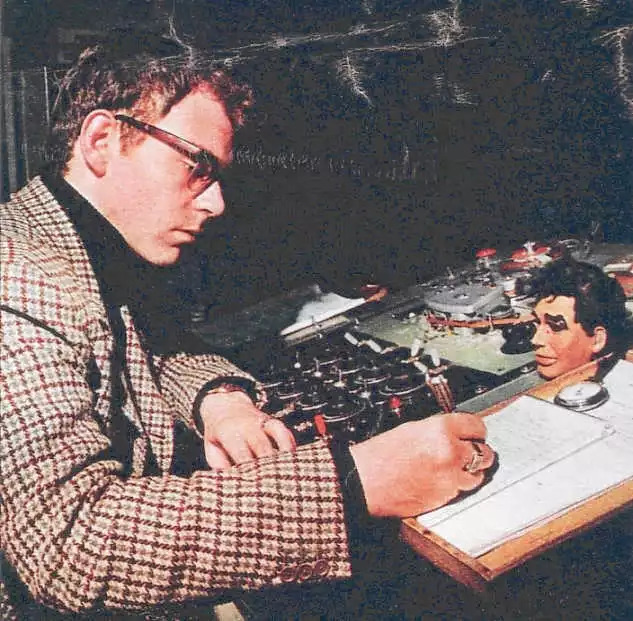 The lip-sync operator taking notes.