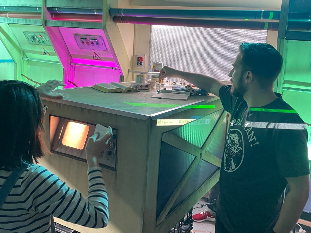 Details are applied to the puppet-sized set