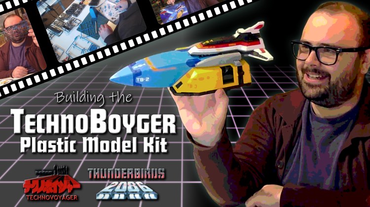VIDEO: Building the TechnBoyger Plastic Model Kit | Thunderbirds&nbsp;2086