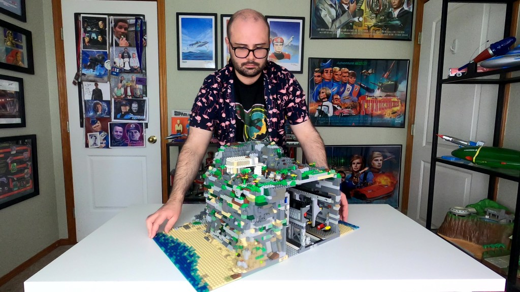 The central module of LEGO Tracy Island
