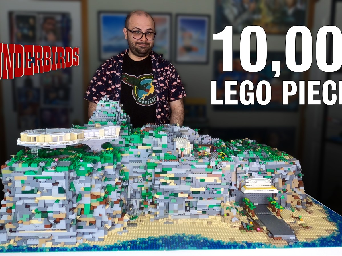 LEGO Tracy Island